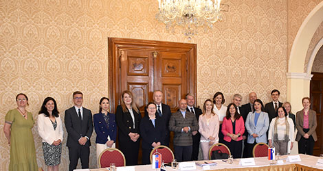 fotografija sudionici delegacija